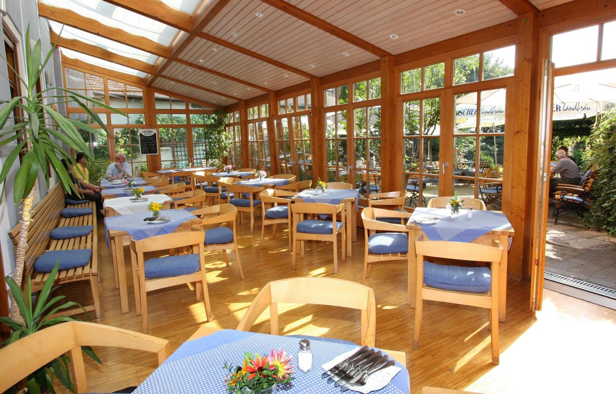 Karpfenhotel & Herrenhaus Im Gasthaus Sindel-Buckel Фойхтванґен Екстер'єр фото